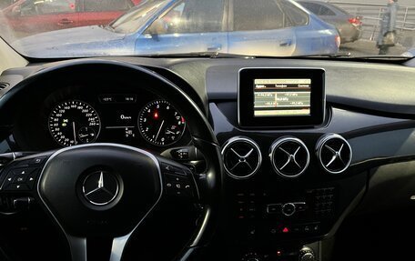 Mercedes-Benz B-Класс, 2013 год, 900 000 рублей, 6 фотография