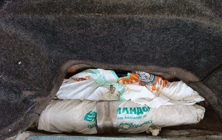 Toyota Carina, 2001 год, 415 000 рублей, 37 фотография