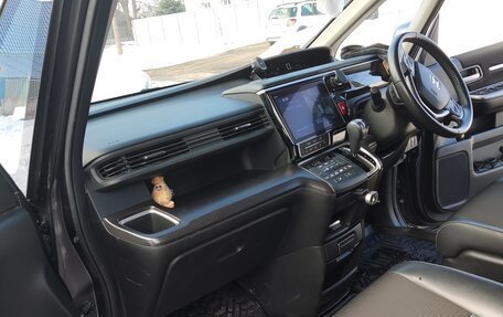 Honda Stepwgn IV, 2021 год, 2 800 000 рублей, 9 фотография