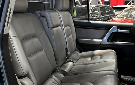 Toyota Land Cruiser 200, 2008 год, 2 697 000 рублей, 15 фотография