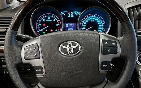 Toyota Land Cruiser 200, 2008 год, 2 697 000 рублей, 36 фотография