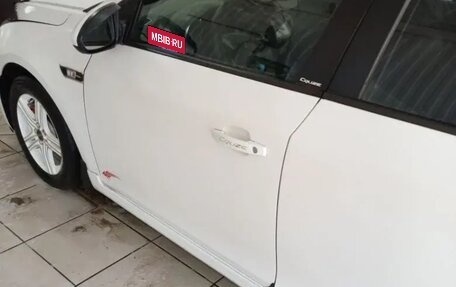 Chevrolet Cruze II, 2010 год, 660 000 рублей, 4 фотография