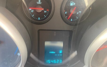 Chevrolet Cruze II, 2010 год, 660 000 рублей, 8 фотография