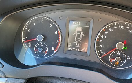 Volkswagen Jetta VI, 2013 год, 800 000 рублей, 6 фотография