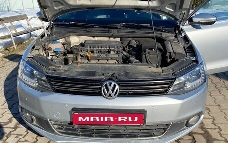 Volkswagen Jetta VI, 2013 год, 800 000 рублей, 8 фотография