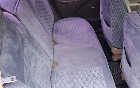 Toyota Platz, 2002 год, 400 000 рублей, 8 фотография