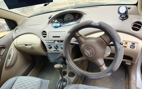 Toyota Platz, 2002 год, 400 000 рублей, 11 фотография