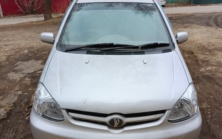 Toyota Platz, 2002 год, 400 000 рублей, 2 фотография