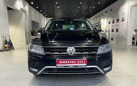 Volkswagen Tiguan II, 2019 год, 2 650 000 рублей, 2 фотография