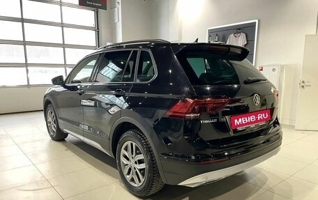 Volkswagen Tiguan II, 2019 год, 2 650 000 рублей, 6 фотография