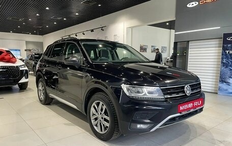 Volkswagen Tiguan II, 2019 год, 2 650 000 рублей, 3 фотография