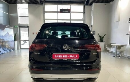Volkswagen Tiguan II, 2019 год, 2 650 000 рублей, 5 фотография