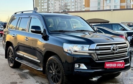 Toyota Land Cruiser 200, 2015 год, 5 000 000 рублей, 4 фотография