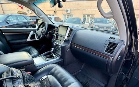 Toyota Land Cruiser 200, 2015 год, 5 000 000 рублей, 18 фотография