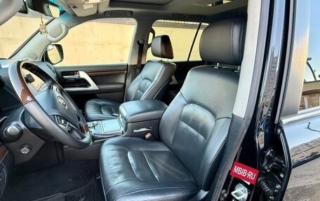 Toyota Land Cruiser 200, 2015 год, 5 000 000 рублей, 22 фотография