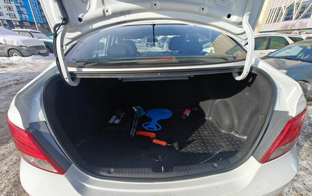 Hyundai Solaris II рестайлинг, 2015 год, 1 150 000 рублей, 10 фотография