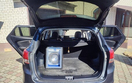 Hyundai ix35 I рестайлинг, 2010 год, 1 250 000 рублей, 15 фотография