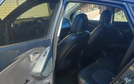 Hyundai ix35 I рестайлинг, 2010 год, 1 250 000 рублей, 13 фотография