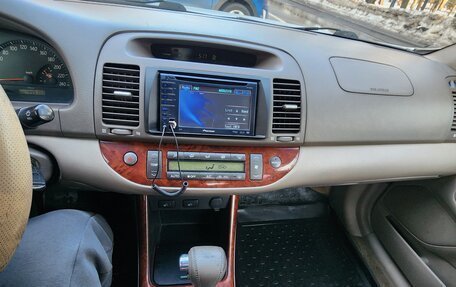 Toyota Camry V40, 2002 год, 650 000 рублей, 8 фотография