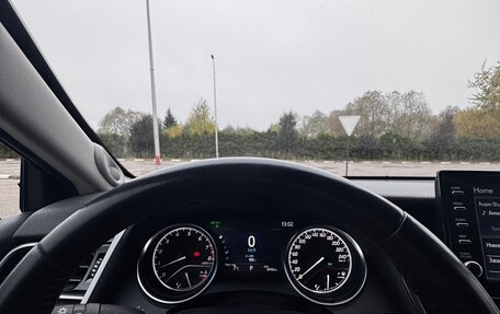 Toyota Camry, 2021 год, 3 500 000 рублей, 9 фотография