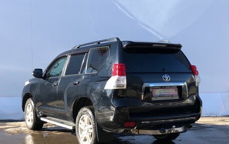 Toyota Land Cruiser Prado 150 рестайлинг 2, 2013 год, 2 690 000 рублей, 7 фотография