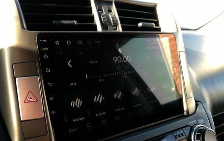 Toyota Land Cruiser Prado 150 рестайлинг 2, 2013 год, 2 690 000 рублей, 13 фотография