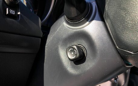 Toyota Land Cruiser Prado 150 рестайлинг 2, 2013 год, 2 690 000 рублей, 22 фотография