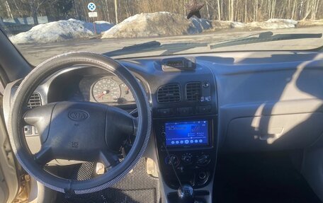 KIA Rio II, 2002 год, 200 000 рублей, 5 фотография