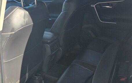 Toyota RAV4, 2019 год, 2 950 000 рублей, 8 фотография