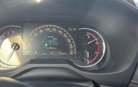 Toyota RAV4, 2019 год, 2 950 000 рублей, 12 фотография