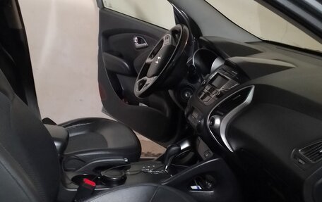 Hyundai ix35 I рестайлинг, 2012 год, 1 039 000 рублей, 12 фотография