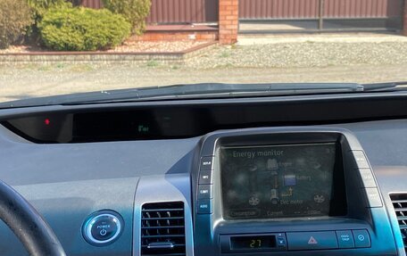 Toyota Prius, 2008 год, 810 000 рублей, 7 фотография