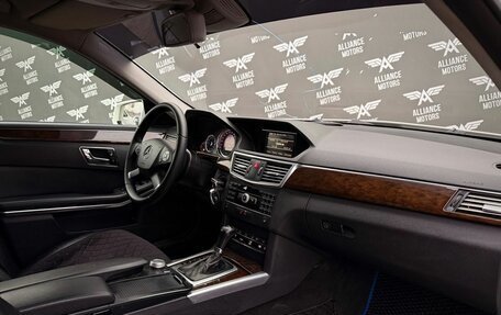 Mercedes-Benz E-Класс, 2010 год, 1 250 000 рублей, 24 фотография