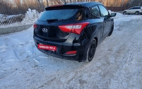 Hyundai i30 II рестайлинг, 2013 год, 380 000 рублей, 3 фотография