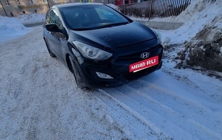 Hyundai i30 II рестайлинг, 2013 год, 380 000 рублей, 2 фотография