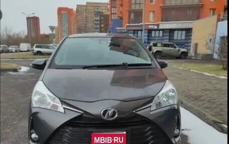 Toyota Vitz, 2018 год, 890 000 рублей, 1 фотография