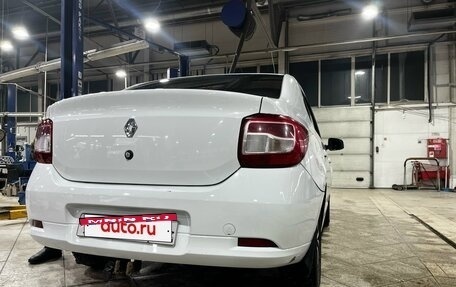 Renault Logan II, 2015 год, 550 000 рублей, 3 фотография