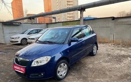 Skoda Fabia II, 2009 год, 750 000 рублей, 2 фотография
