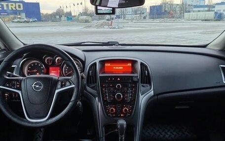 Opel Astra J, 2013 год, 950 000 рублей, 6 фотография