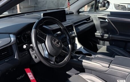 Lexus RX IV рестайлинг, 2019 год, 4 950 000 рублей, 9 фотография