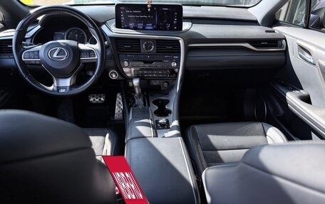 Lexus RX IV рестайлинг, 2019 год, 4 950 000 рублей, 17 фотография