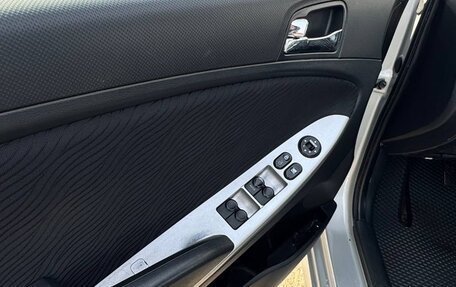 Hyundai Solaris II рестайлинг, 2013 год, 585 000 рублей, 8 фотография