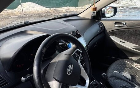 Hyundai Solaris II рестайлинг, 2013 год, 585 000 рублей, 7 фотография