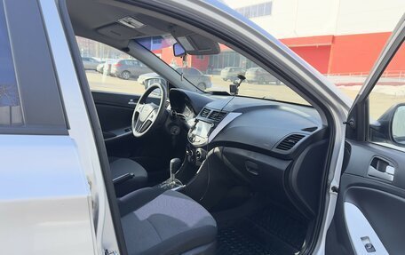 Hyundai Solaris II рестайлинг, 2013 год, 950 000 рублей, 10 фотография