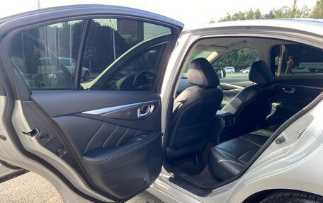 Infiniti Q50 I рестайлинг, 2014 год, 1 850 000 рублей, 6 фотография