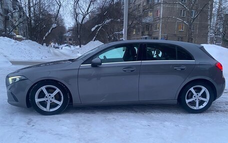 Mercedes-Benz A-Класс, 2019 год, 2 400 000 рублей, 5 фотография