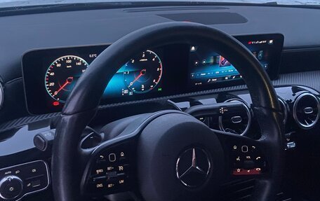 Mercedes-Benz A-Класс, 2019 год, 2 400 000 рублей, 7 фотография