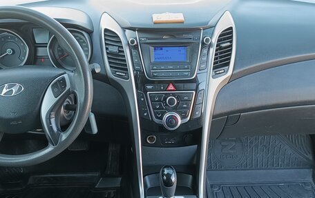 Hyundai i30 II рестайлинг, 2014 год, 1 210 000 рублей, 2 фотография