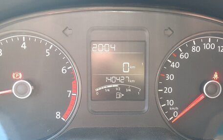 Volkswagen Polo VI (EU Market), 2015 год, 765 000 рублей, 24 фотография