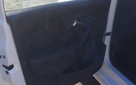 Volkswagen Polo VI (EU Market), 2015 год, 765 000 рублей, 31 фотография